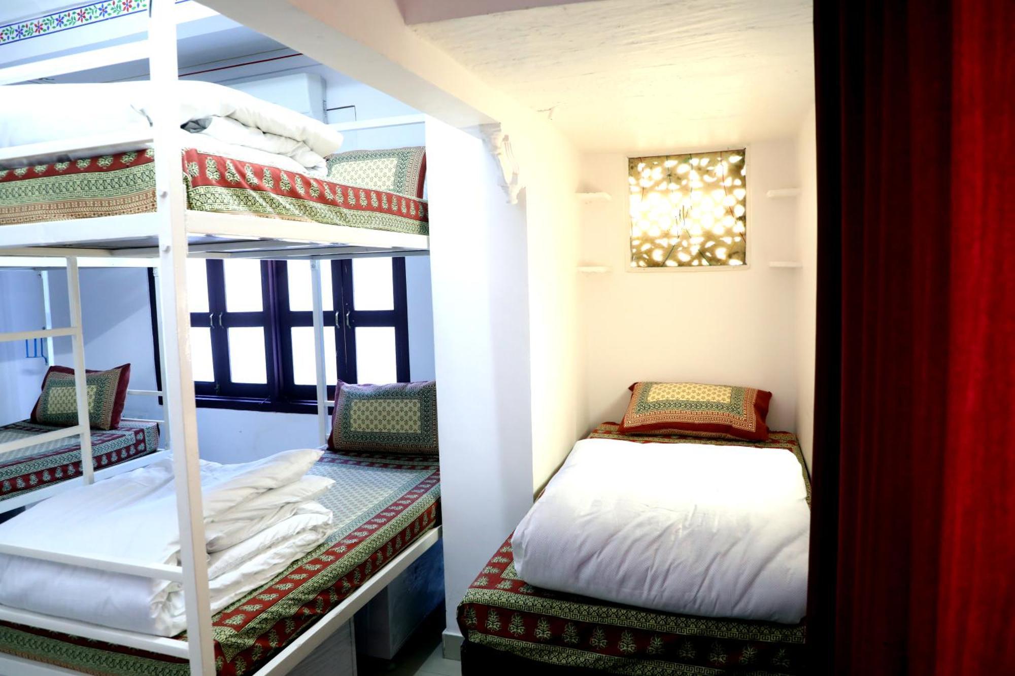 The Mama Hotel - Rooms And Dormitory Udaipur Luaran gambar