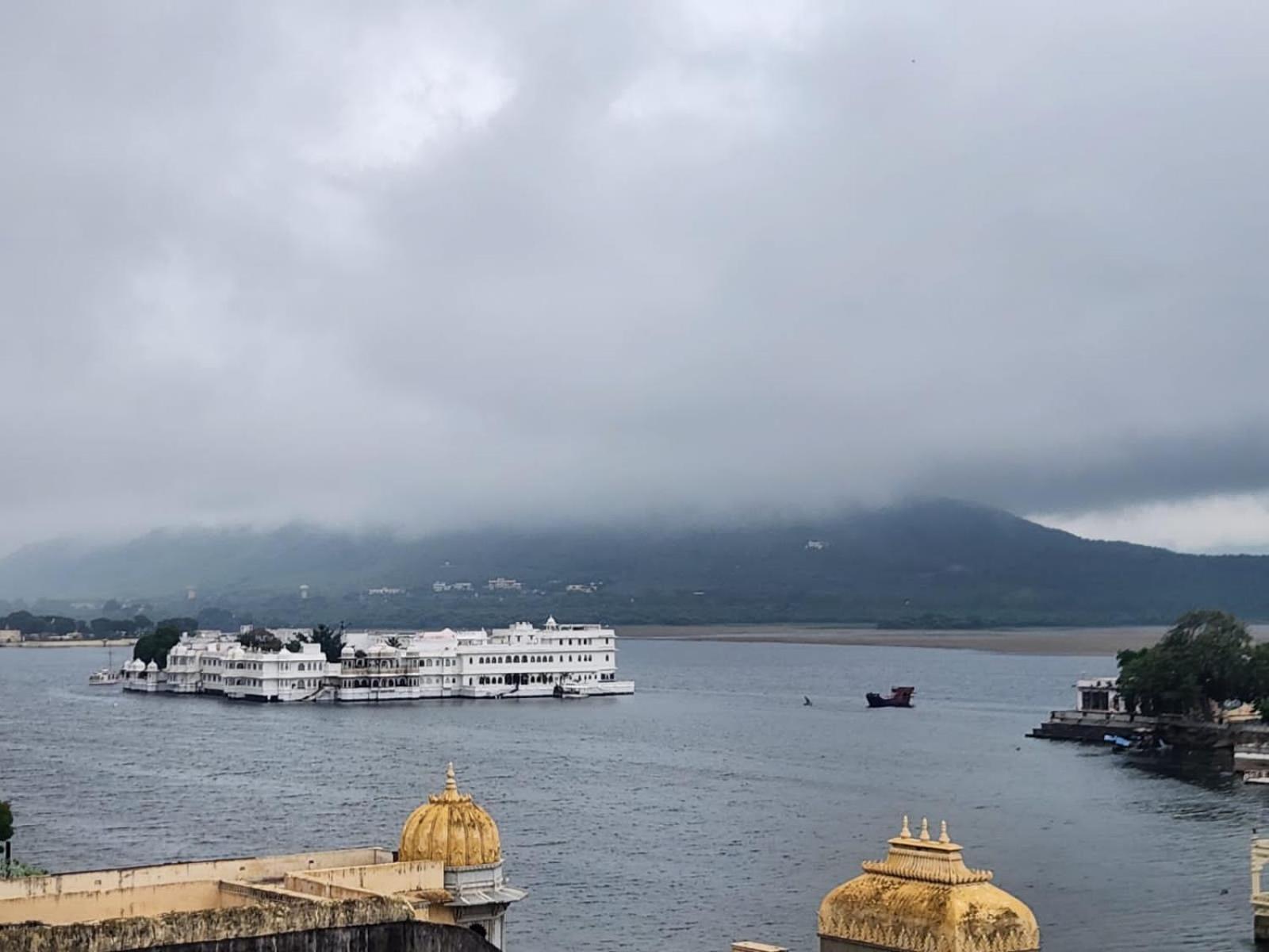The Mama Hotel - Rooms And Dormitory Udaipur Luaran gambar